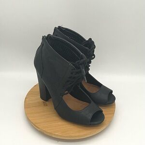 Charlotte Russe Black Lace Up Open Toe Heels Shoes Size 7.